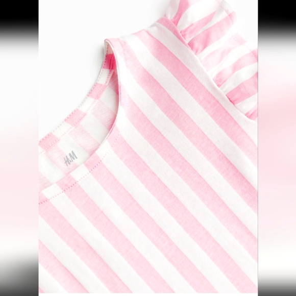H&M Pink Stripes Flutter Sleeve dress 100% Cotton cute, Airy & sting free NWT - Picture 4 of 5